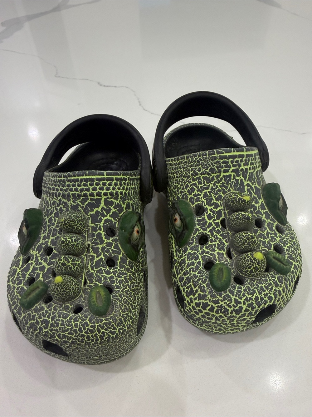 Kids alligator Green Crackle crocs
